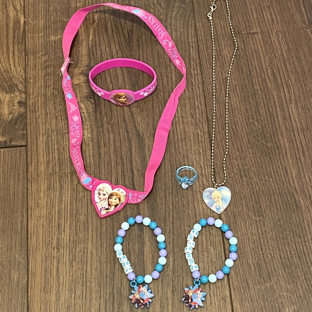 Frozen jewelry bundle